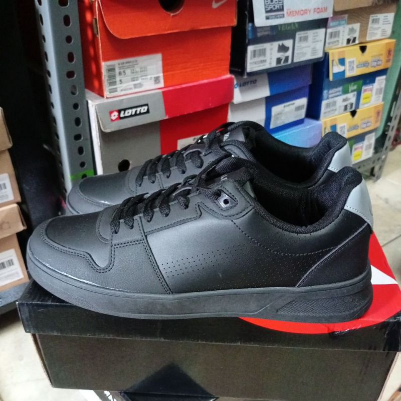 Sepatu kasual pria Airwalk Bian Full black/Hitam men casual shoes Original
