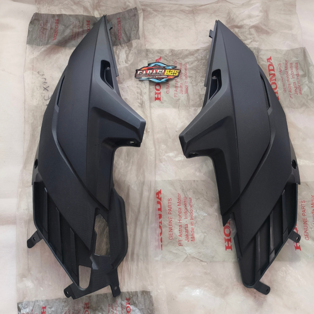 83520/83620-KVB-N50 cover side R L sambungan body kiri kanan vario 110 techno karbu original AHM