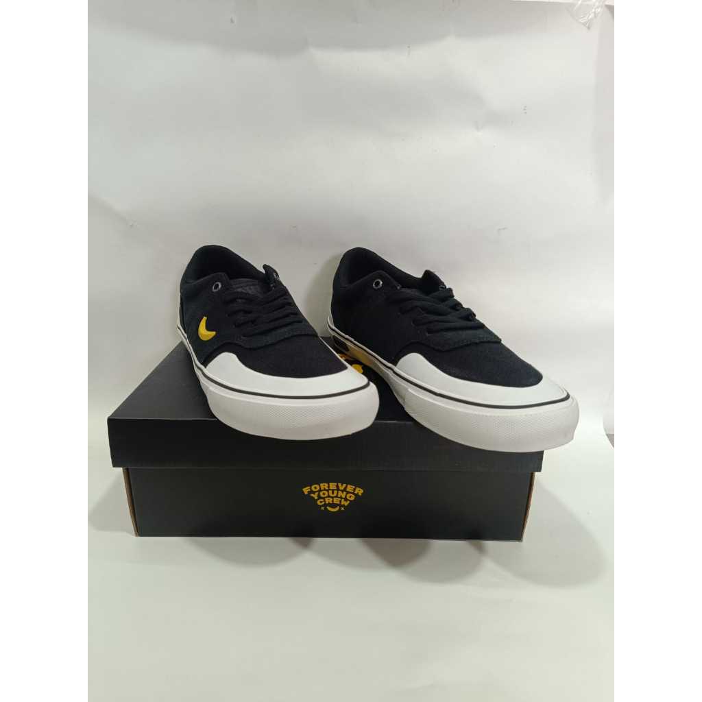 FYC (Forever Young Crew) FOOTWEAR - CALI X