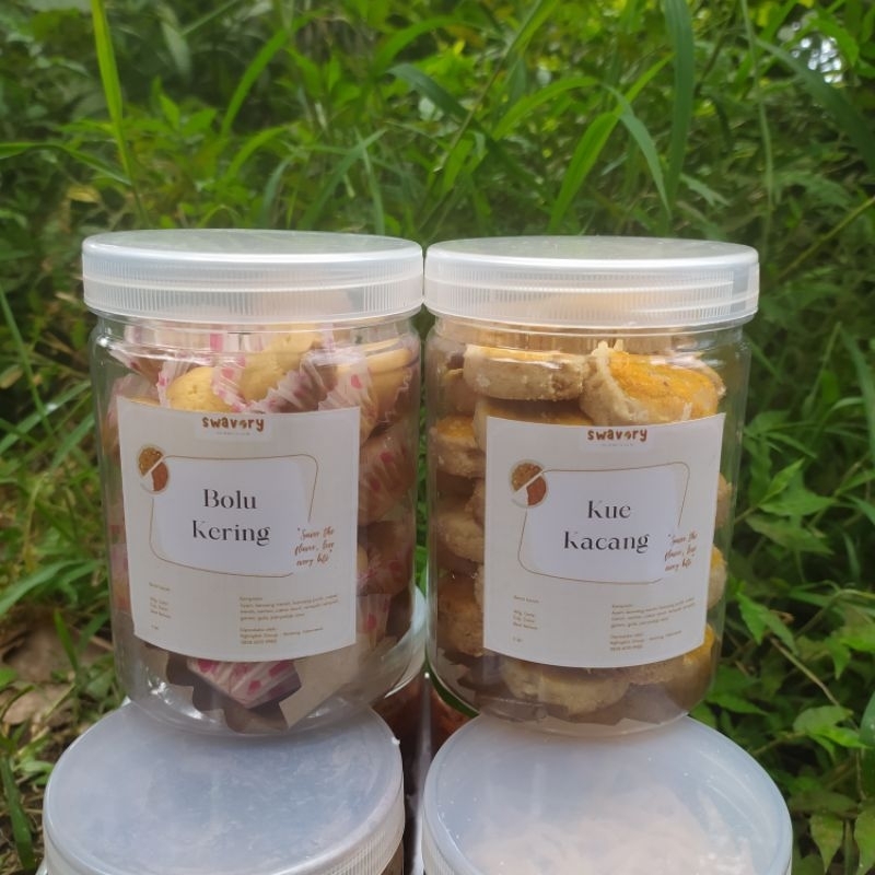 

Hampers Lebaran Kue Kering | Bolu Kering | Kue Kacang