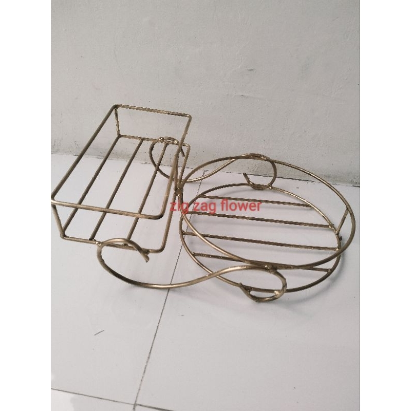 tempat air minum Aqua tempat botol rak Aqua meja rak air minum rak lebaran