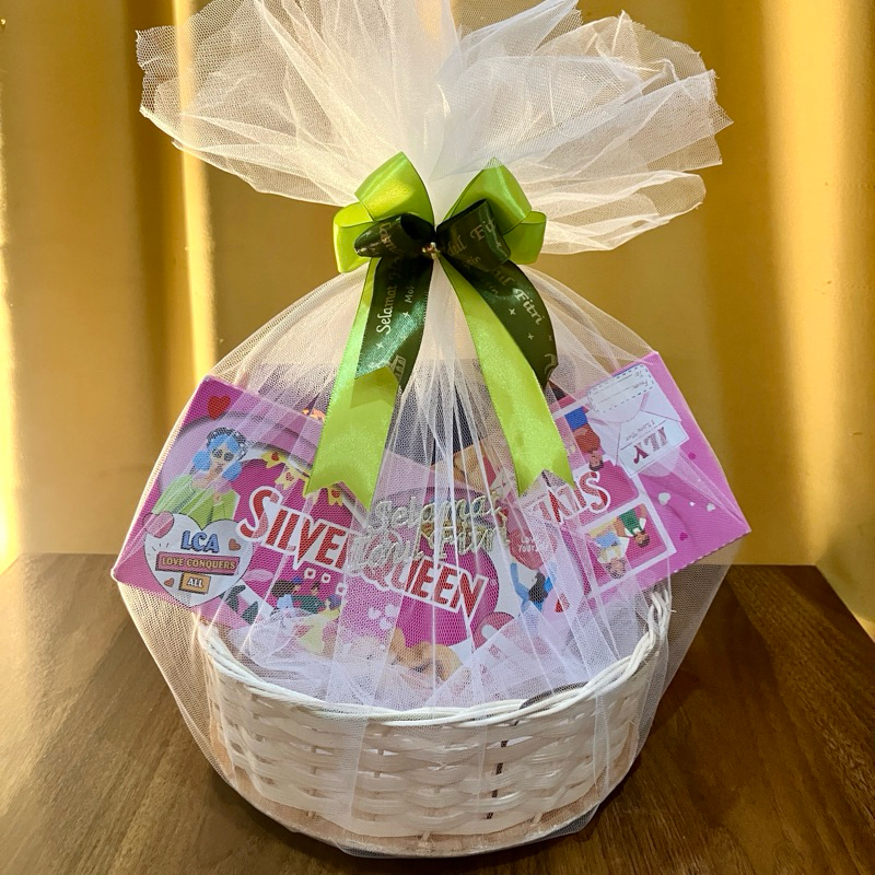 

READY STOCK HAMPERS PARCEL COKLAT LEBARAN SELAMAT IDUL FITRI