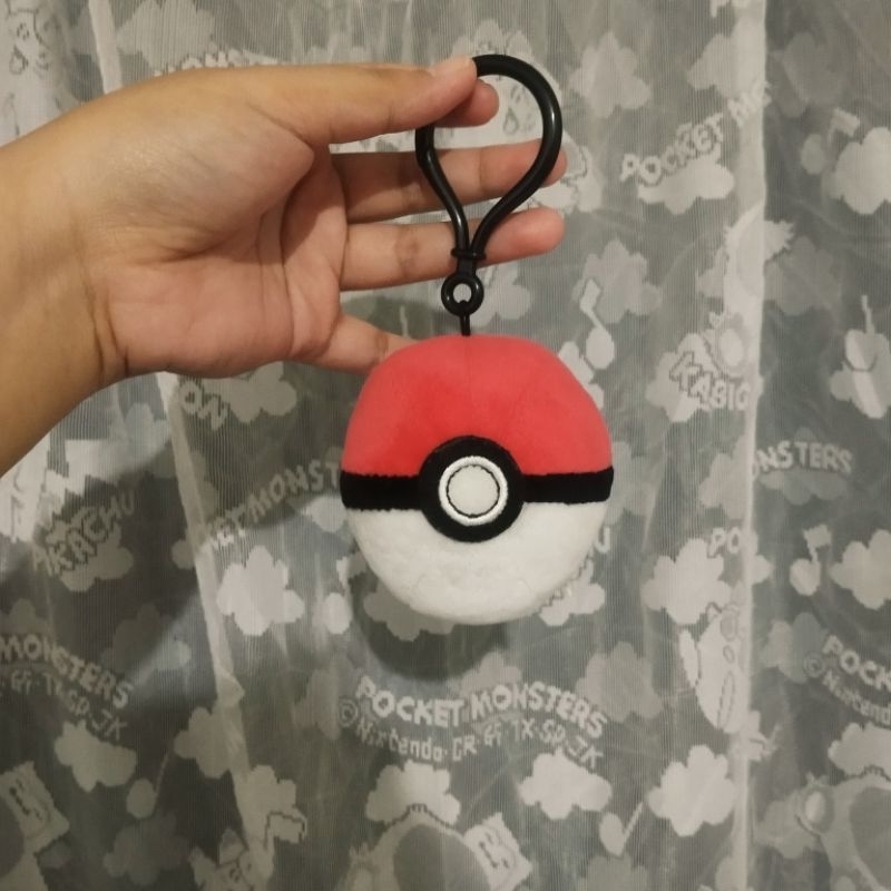GANTUNGAN BONEKA POKEMON POKEBALL pokemon center
