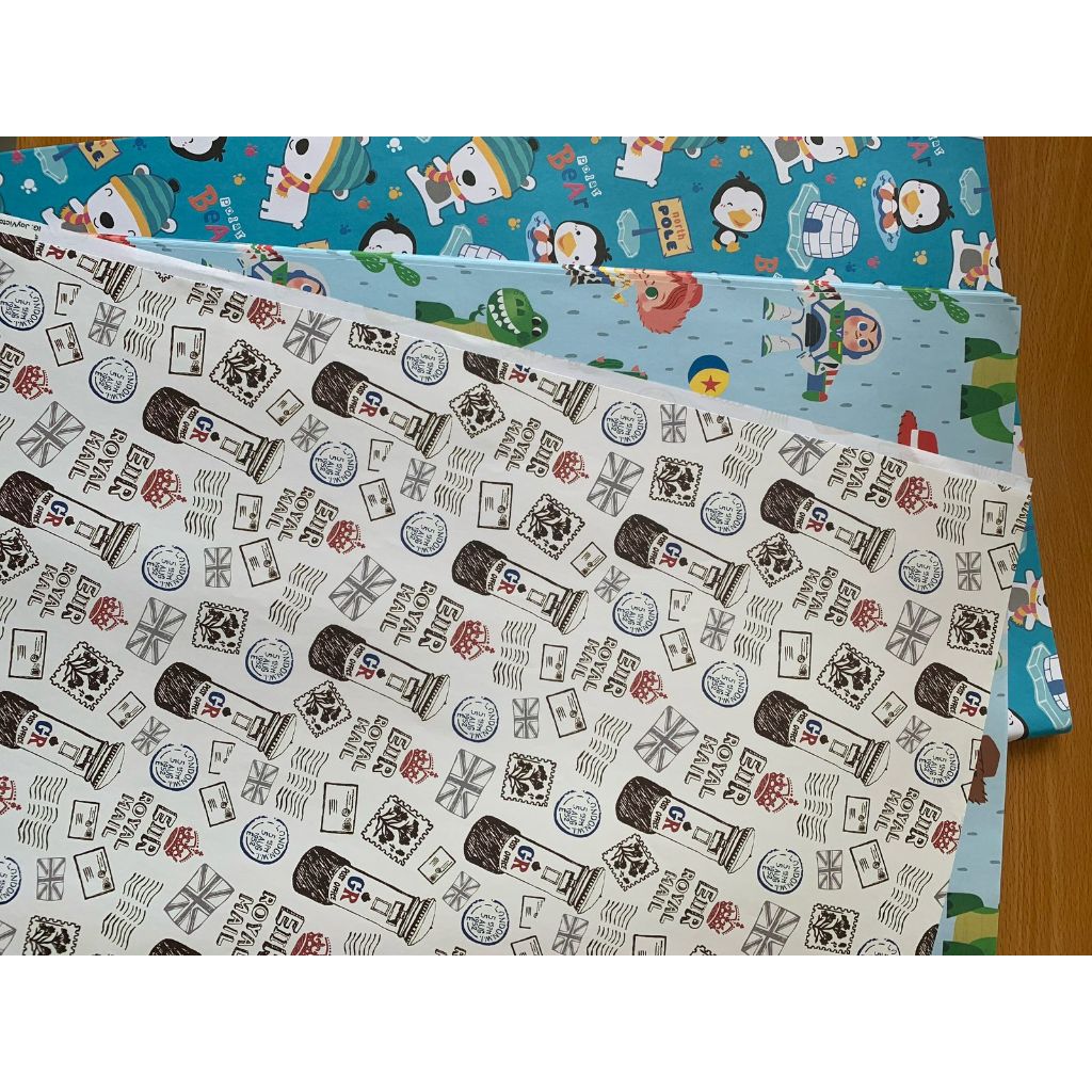 

kertas kado kecil motif cowok