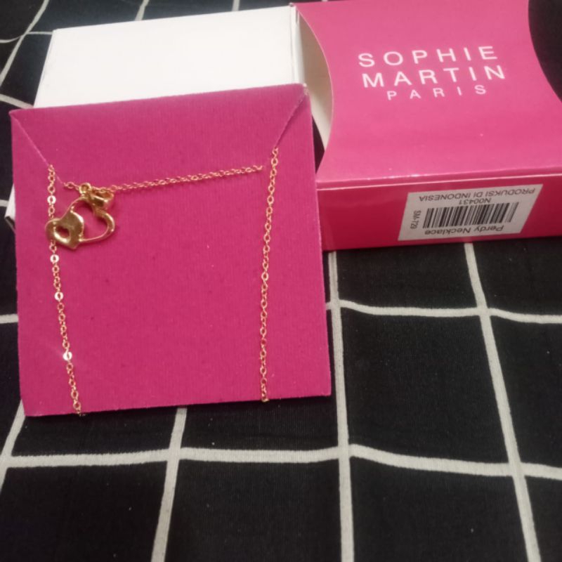 kalung Sophie Martin