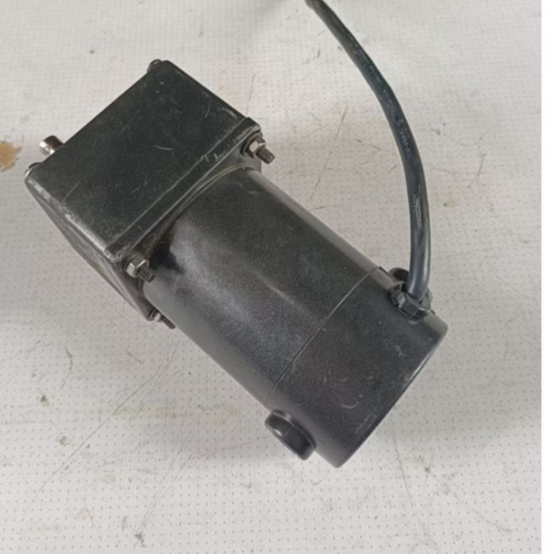 DC MOTOR GEARBOX 24V Dc ratio 1,80 15 Rpm torsi kuat