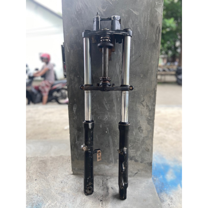 SHOCKBREAKER SKOK DEPAN NEW VIXION LED ORIGINAL