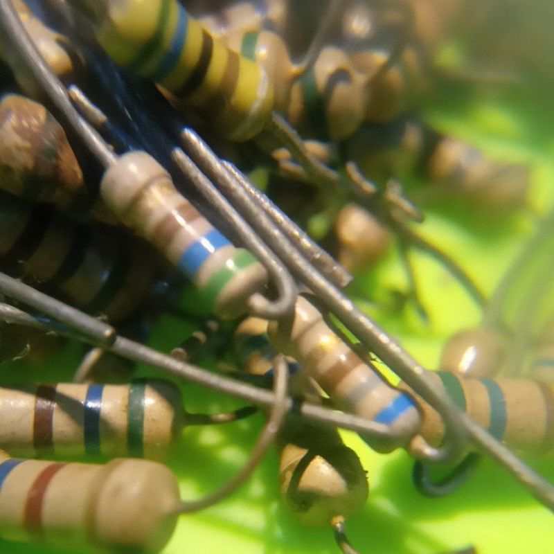 resistor 560 ohm campur