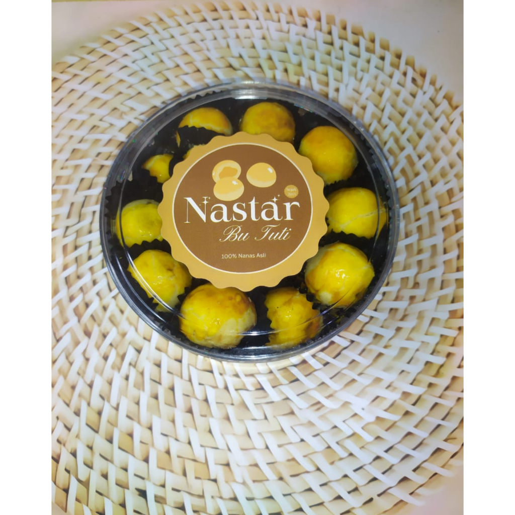 

Nastar Premium 100% Nanas Asli Palembang isi 250 Gram & 500 Gram | Tanpa bahan Pengawet dan Pemanis Buatan | Nastar Premium