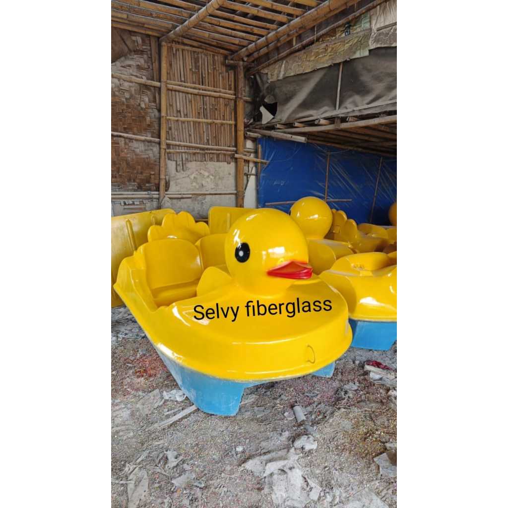 sepeda air goess bebek,,wahana air bermain