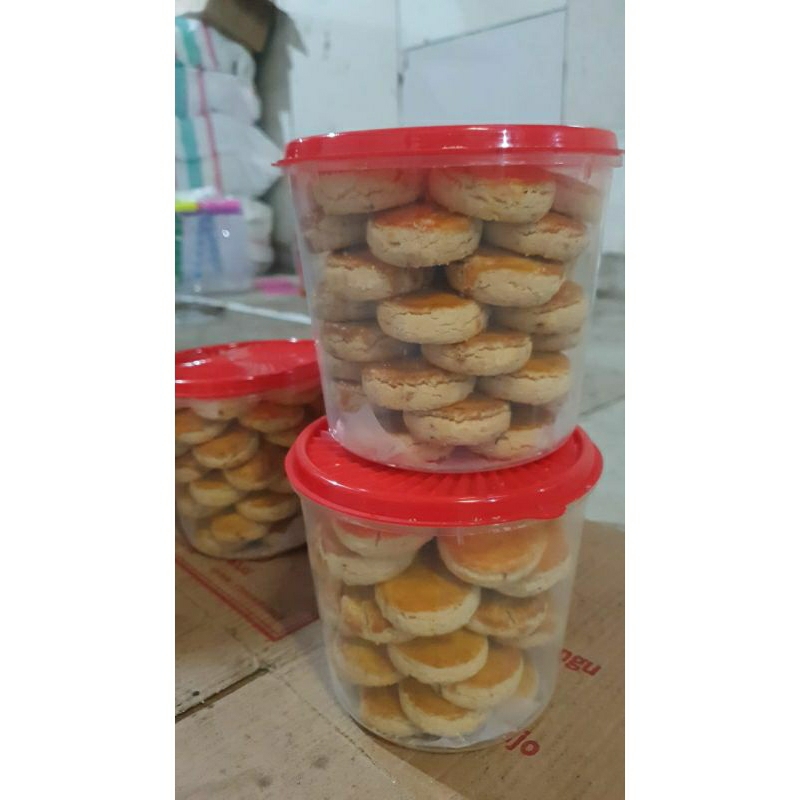

kue kacang jember