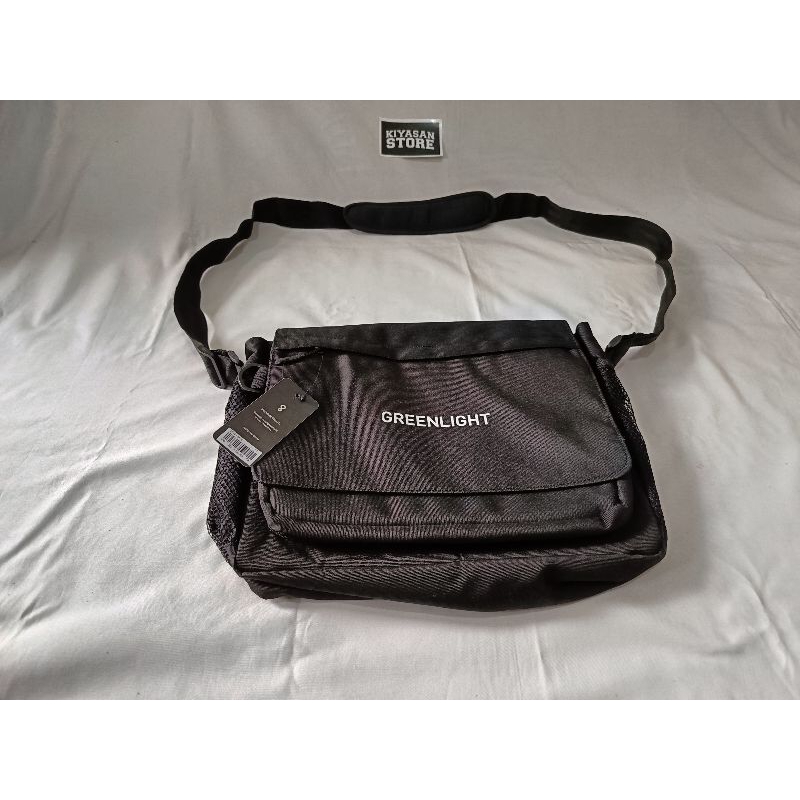 Sling Bag Greenlight Original Tas Selempang Greenlight Ori Tas Slempang Greenlight Murah Waistbag Gr