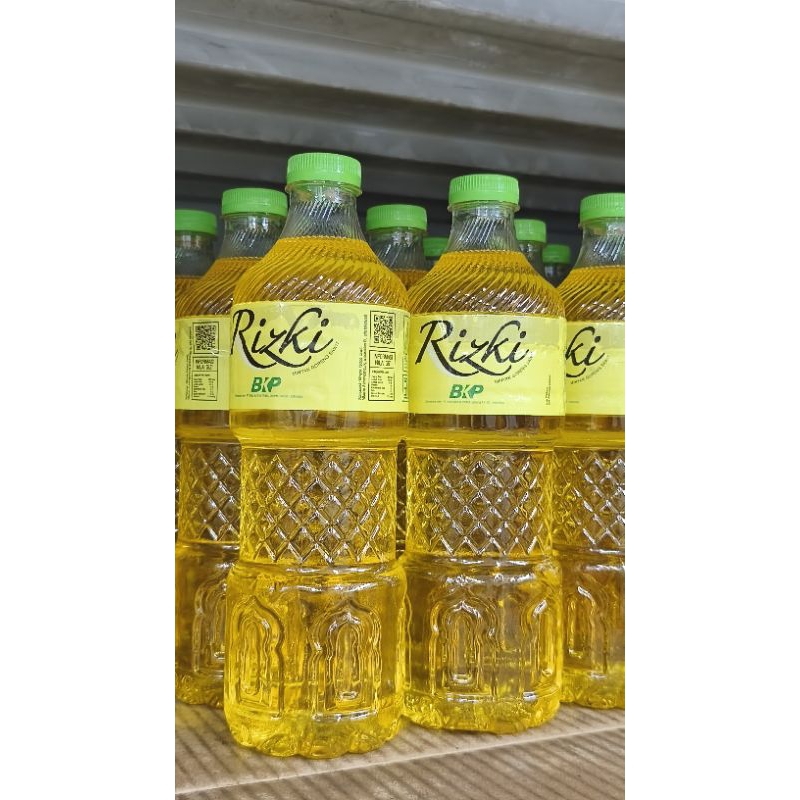 

minyak goreng RIZKI, dijamin expired aman!!!