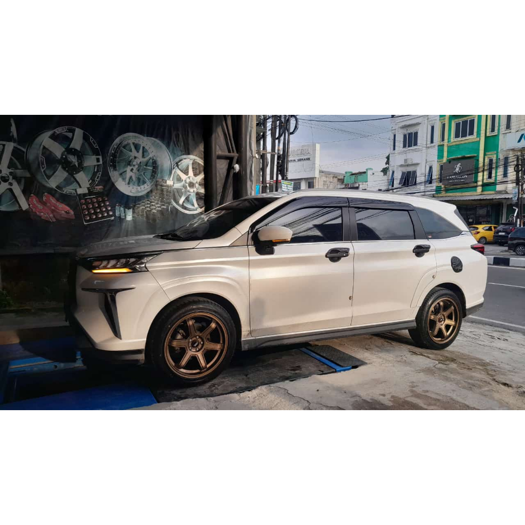 PAKET VELG PLUS BAN ACCELERA 215 50 R18 UNTUK MOBIL VELOZ USE VELG HSR MINAS RING 18