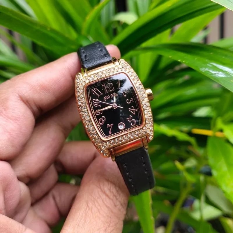 Jam Folie² cewek cantik