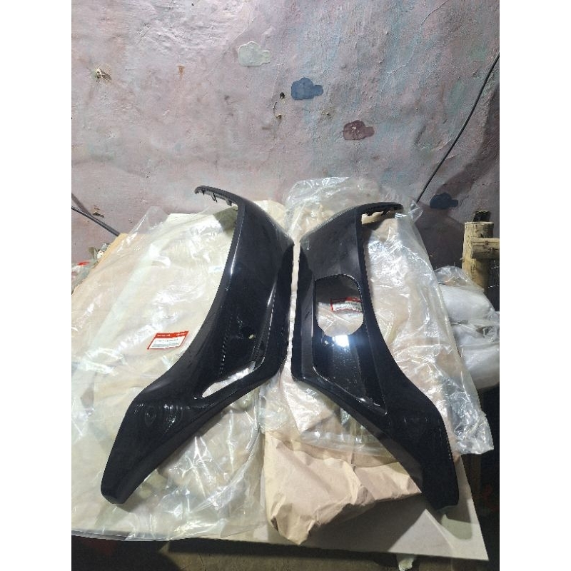 cover R L side lantai body samping pcx 125/150 pcx125 cbu original ahm honda 64431 64432-kwn-900za h