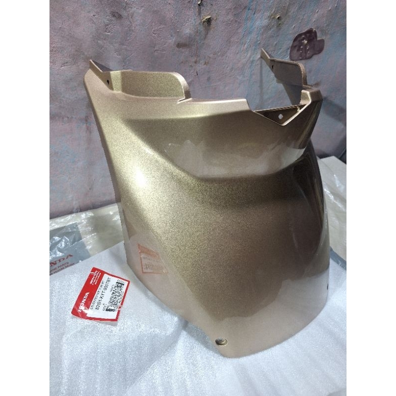 cover center tutup tangki mesin bawah jok honda scoopy karbu original ahm honda 80151-KYT-900TBT bro