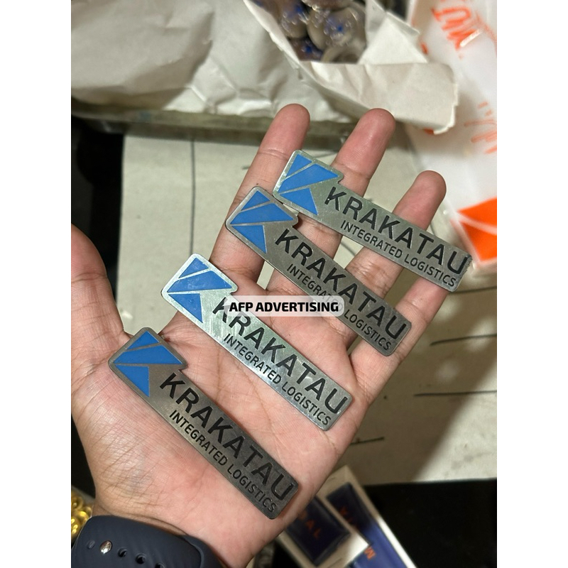 pin stainless custom / pin magnet custom