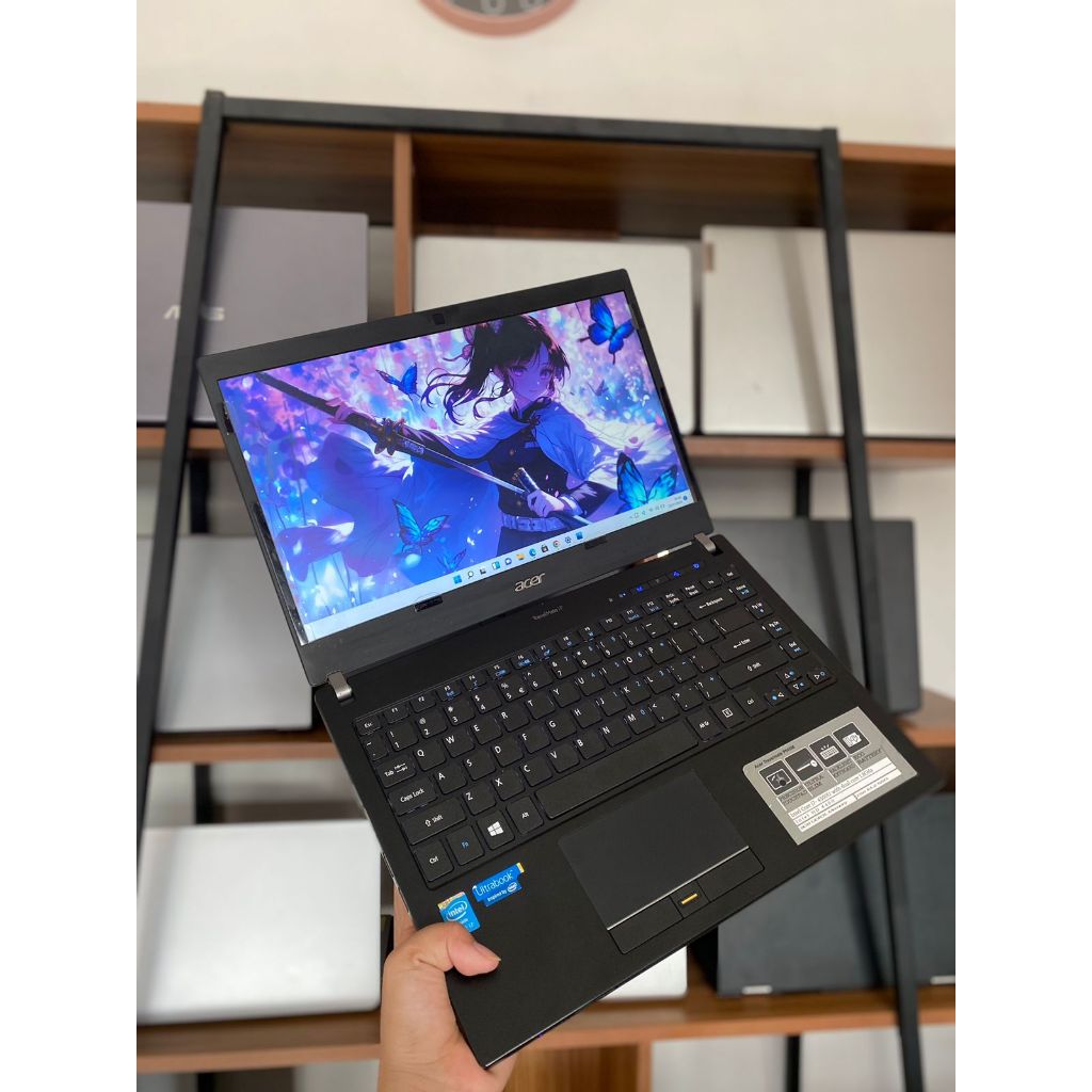 ACER TRAVELMATE P645M INTEL COREE I7-4500U RAM 8 GB SSD 120  GB