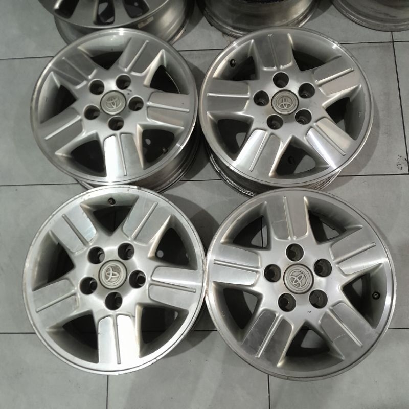 Velg Oem Ori Copotan Mobil Innova G Ring 15 R15