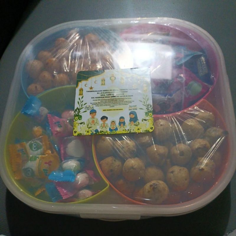 

kue lebaran toples tebal