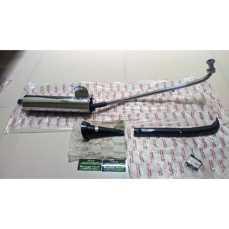 knalpot Kawasaki Kaze R ORI dan cover Muffler Kawasaki Kaze ori