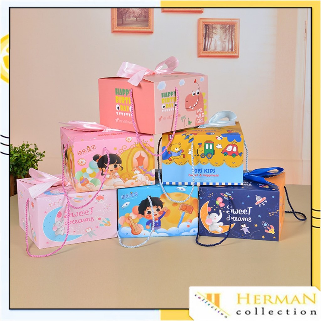 

HC Goodie Bag Ulang Tahun Anak Motif Kartun Kotak Kado Berpita Tas Bingkisan Hadiah Hampers Ulang Tahun Anak Paper Bag Snack Karakter Kotak Souvenir Box Kue Tentengan Souvenirs Party Supplies