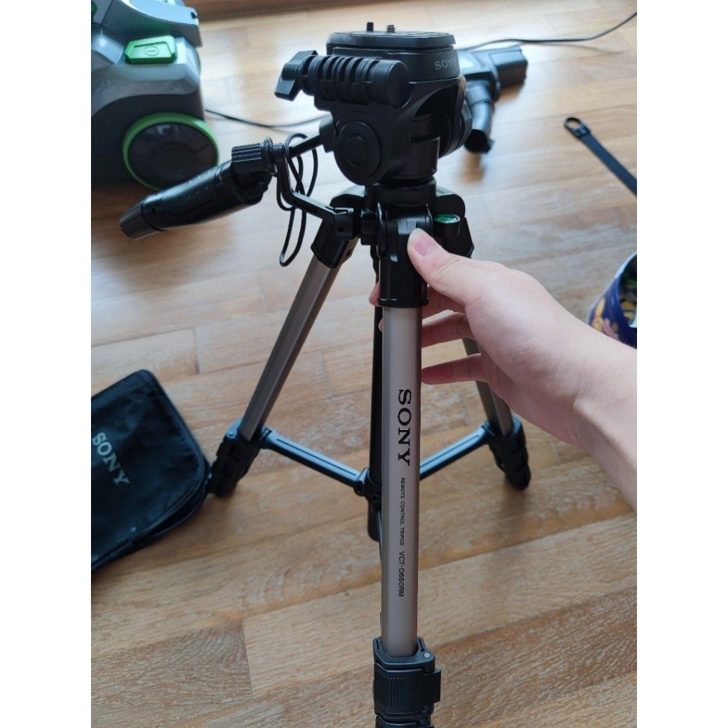 SONY REMOTE CONTROL TRIPOD VCT-D680RM KOMPLIT BOX,LIKE NEW TRIPOD KAMERA