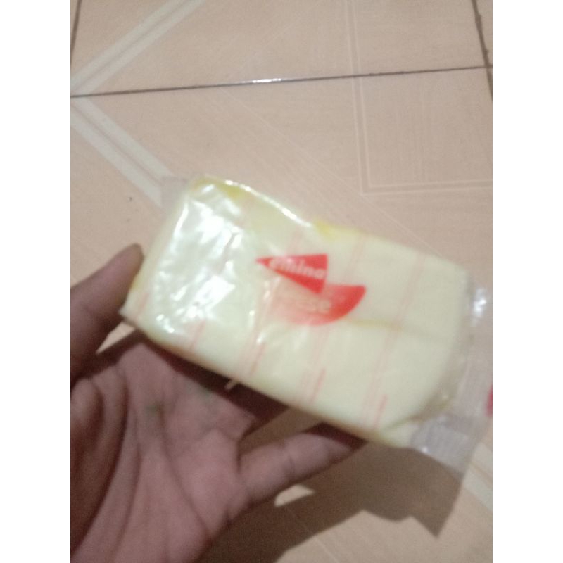 

Keju Emina expe Umpan mancing/Pakan ternak