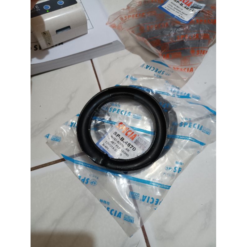 tatakan per keong depan calya sigra specia