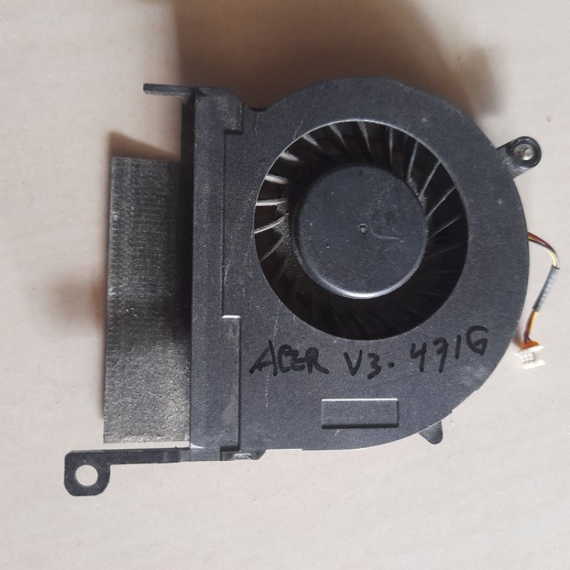 Fan bawaan Laptop Acer Aspire V3-471G