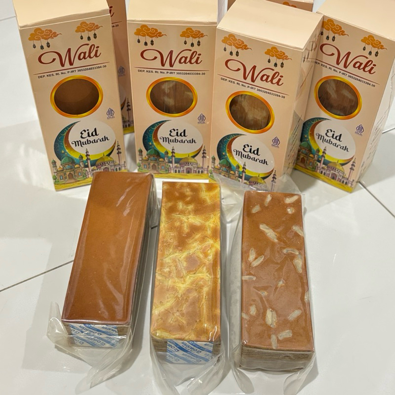 

Lapis Legit Premium WALI - Hampers Lebaran Idulfitri 2025