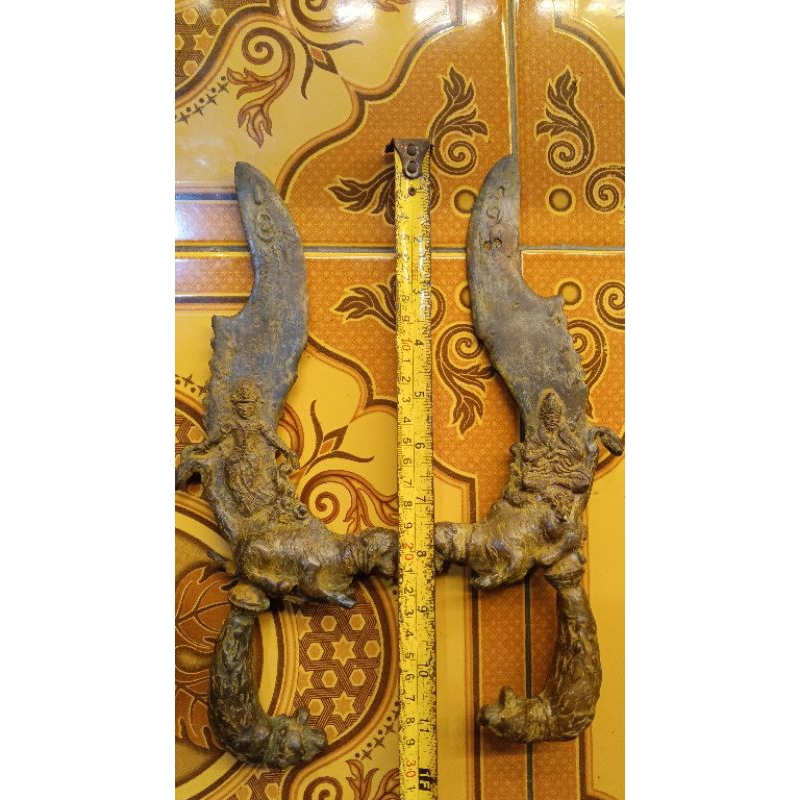 kujang bunda ratu dan Siliwangi perunggu antiq