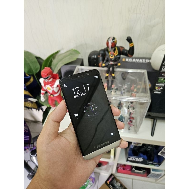 Blackberry Z30 Mulus Kolektor item tag Passport Dallas key 2 PrivBlackberry Z30 Mulus Kolektor item 