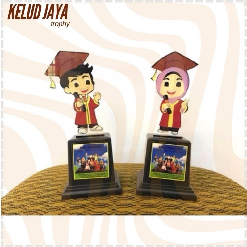 Trophy Akrilik Wisuda