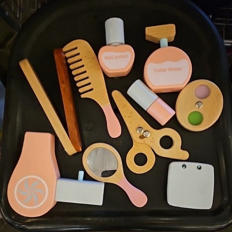 PreLoved-kids wooden toys