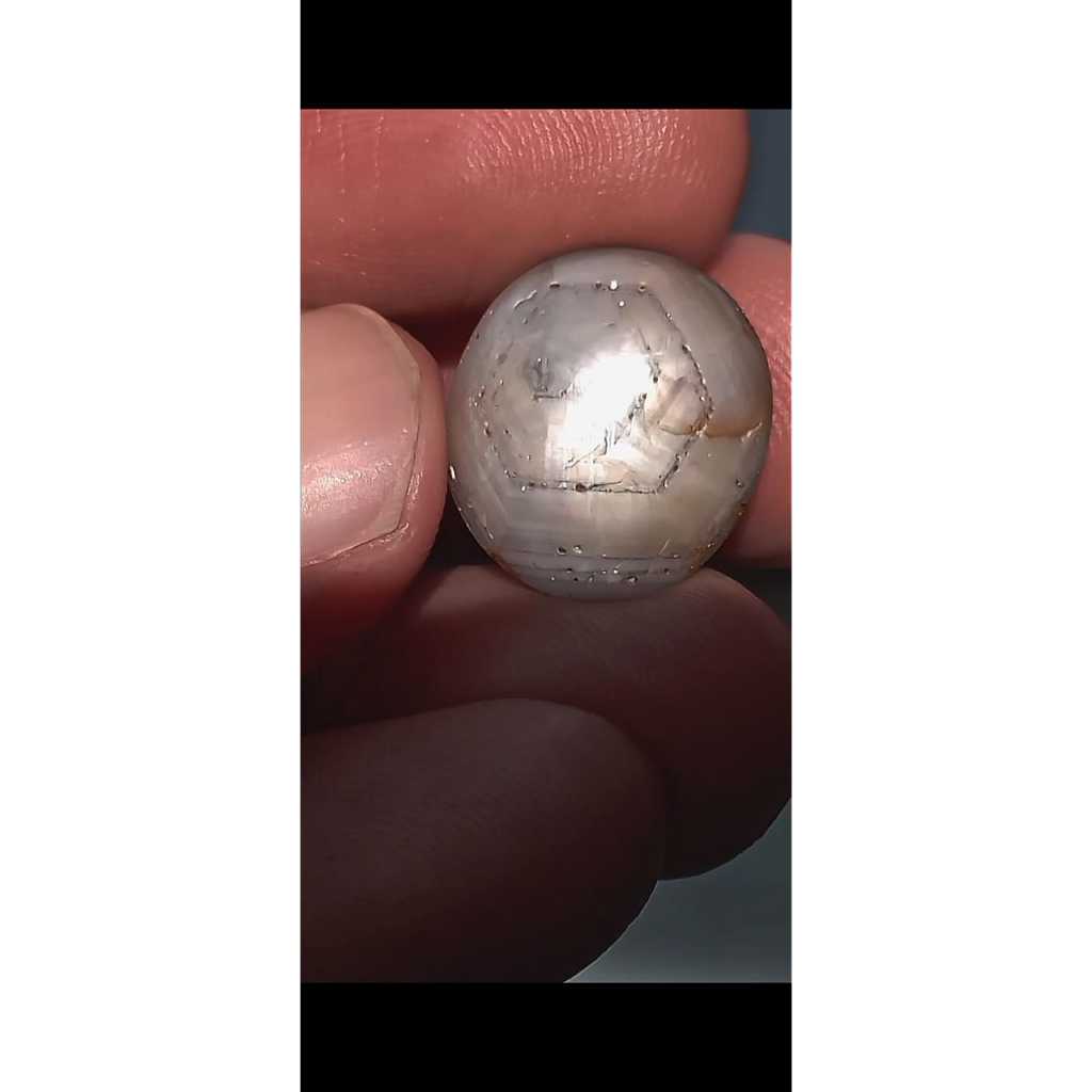 White Safir Srilanka Star Tajam Jumbo