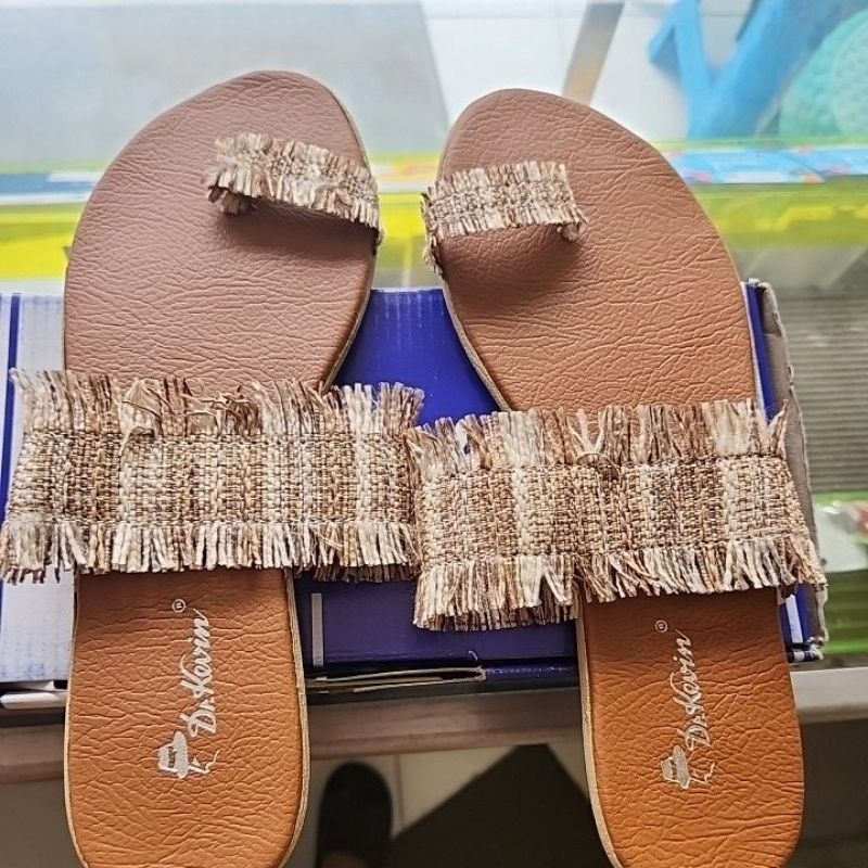 sandal Dr.kevin