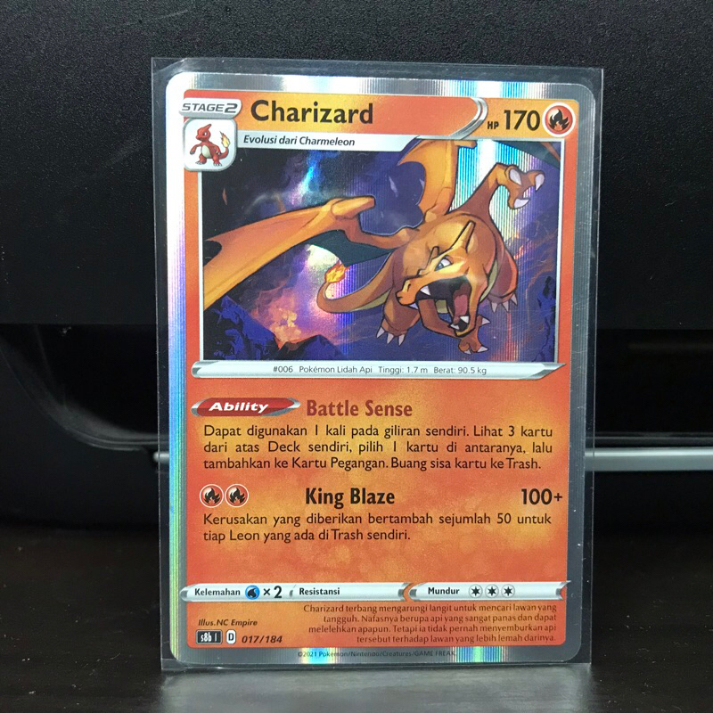 Charizard holo kartu Pokemon Vmax Klimaks s8b