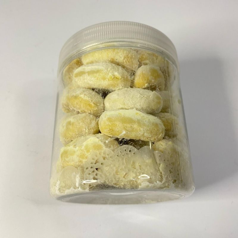 

PUTRI SALJU SNOWY DELIGHT MANIS LEZAT KEMASAN TOPLES 600ML/BERAT 300GR