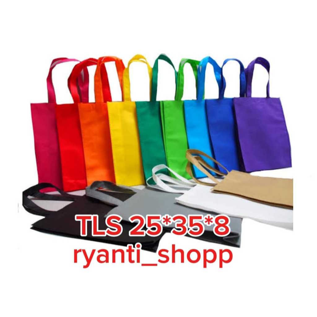 

tas spunbond press bawah lipat samping 20X25X8 / 25X35X8 / 30x40x8 / 38X45X8 cm 70 gramasi bahan tebal tidak menerawang