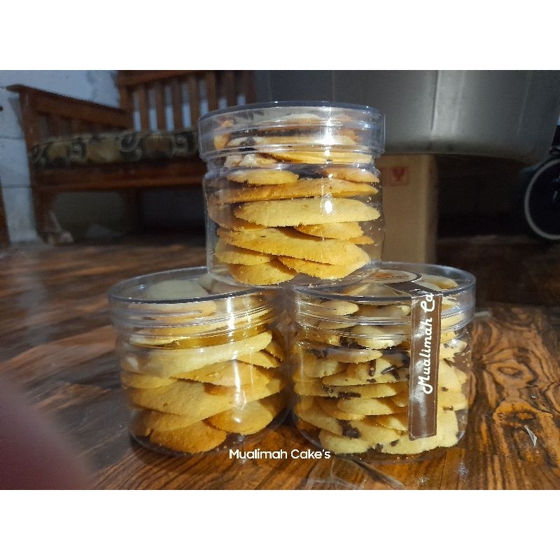 

Lidah kucing / Kue Kering Lidah Kucing