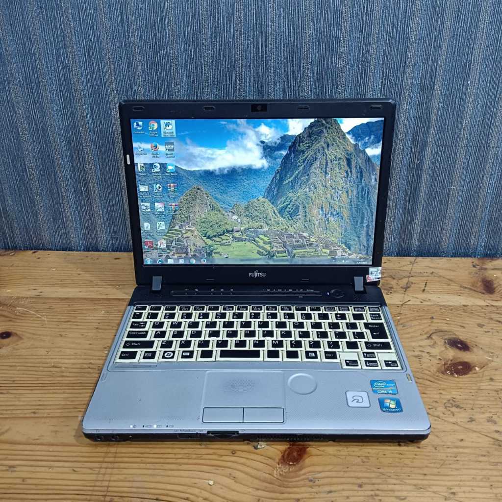 Laptop Fujitsu Lifebook P771, Core i5-2520M, Ram 4/320Gb, Black Silver
