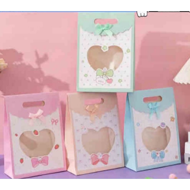 

PAPERBAG AMPLOP - TAS KADO AMPLOP - UKURAN KECIL