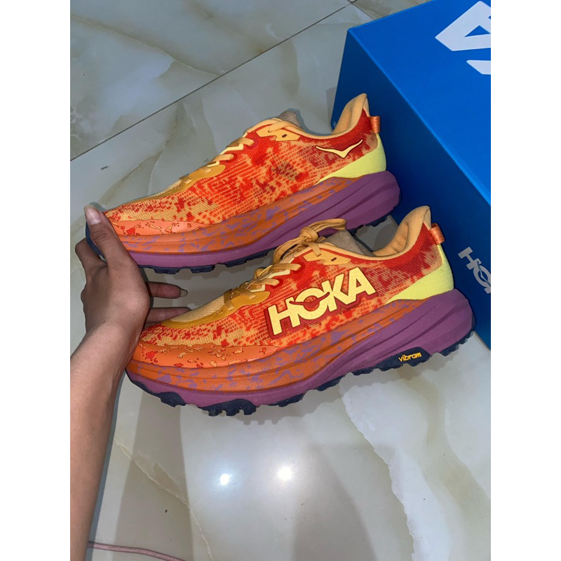 hoka speedgoat 6