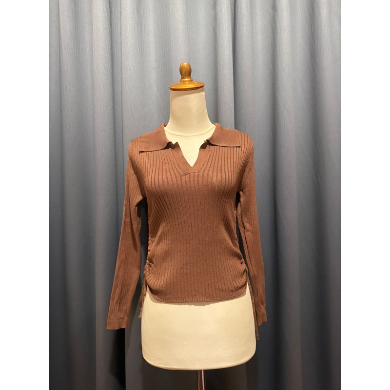 Kaos Kerah Lengan Panjang Wanita