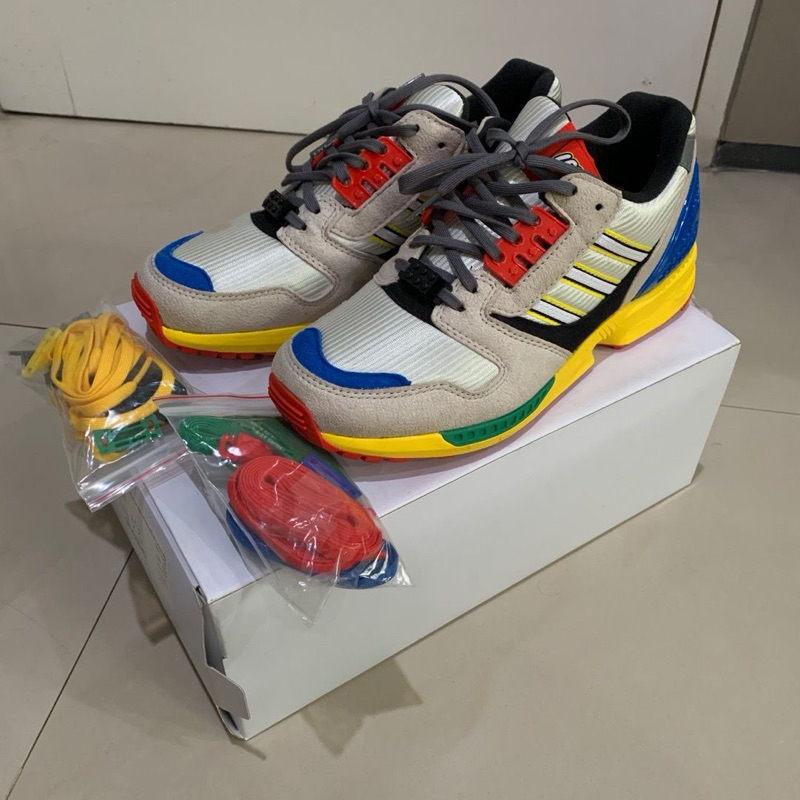ADIDAS X LEGO ZX 8000