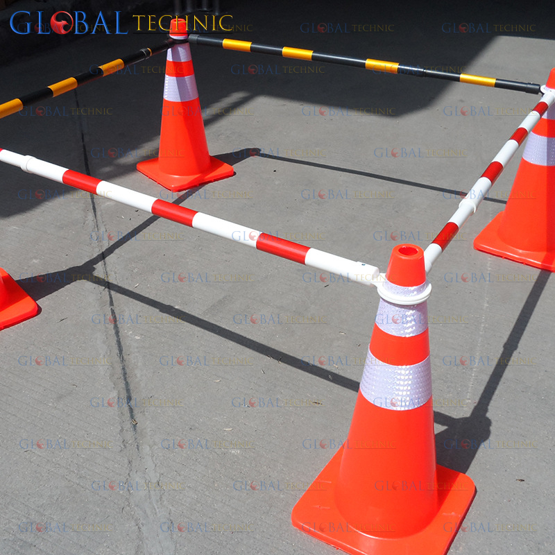Uddjaya_ Safety Traffic Cone Bar Reflective Abs Retractable Cone Pole / Cone Bar Penghubung Kerucut
