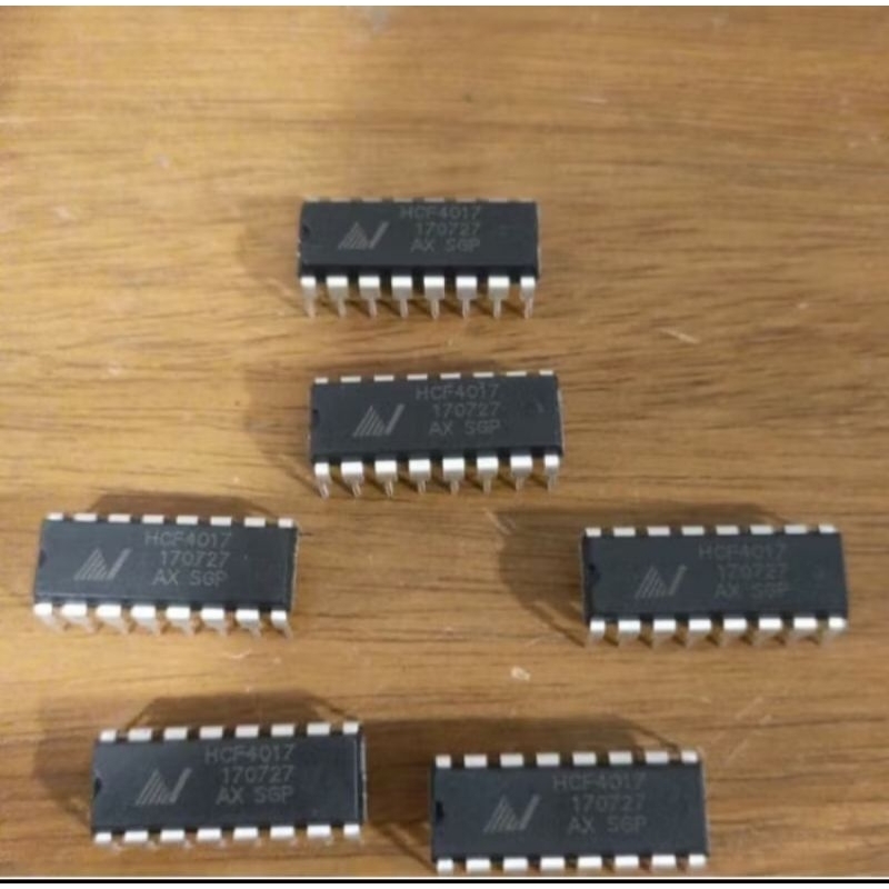 IC HCF 4017 ORIGINAL