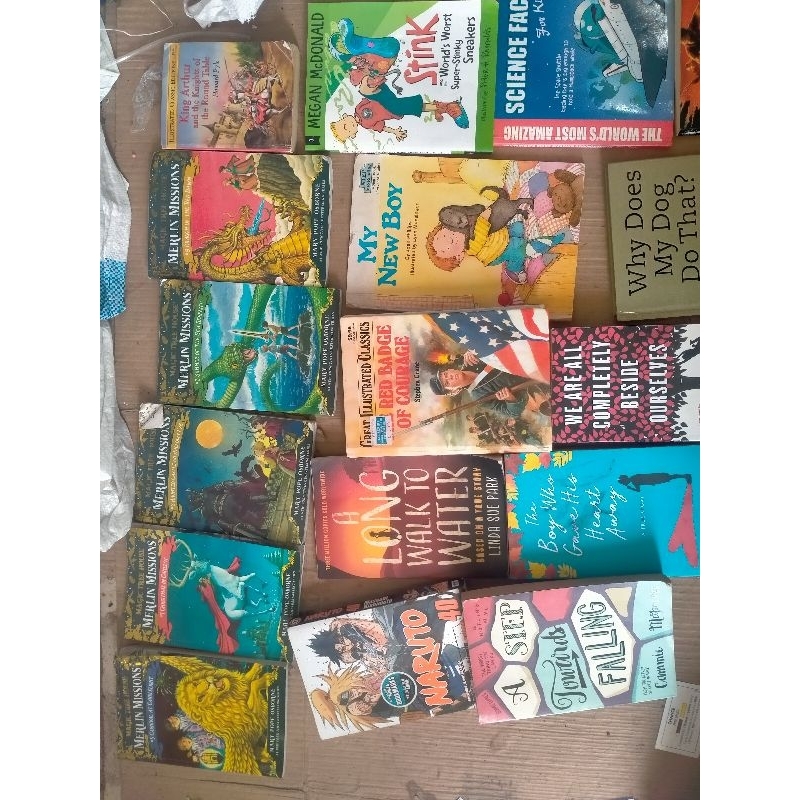 

PAKET BONEKA MAINAN ACC MURAH MERIAH SAAT LIVE